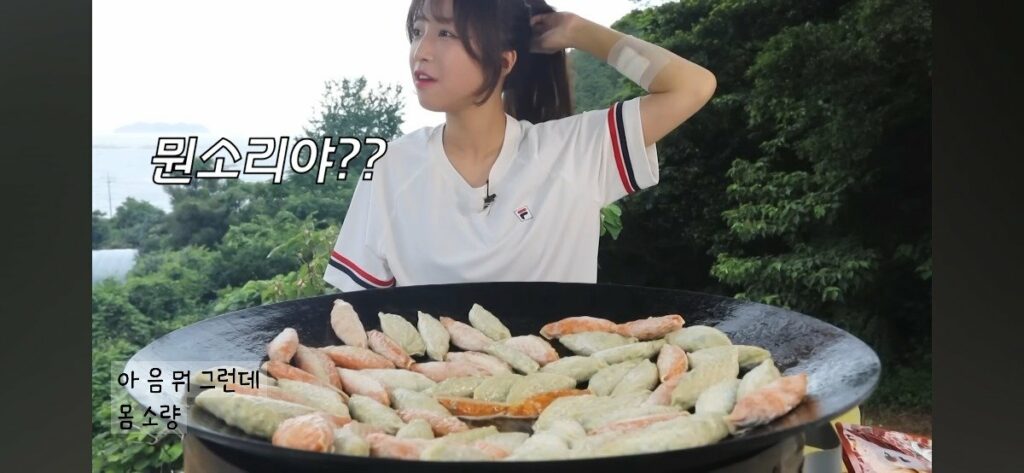 Youtuber Tzuyang shocks netizens with her bruises