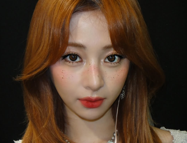 LE SSERAFIM’s Yunjin Temporarily Steps Back for Health Reasons